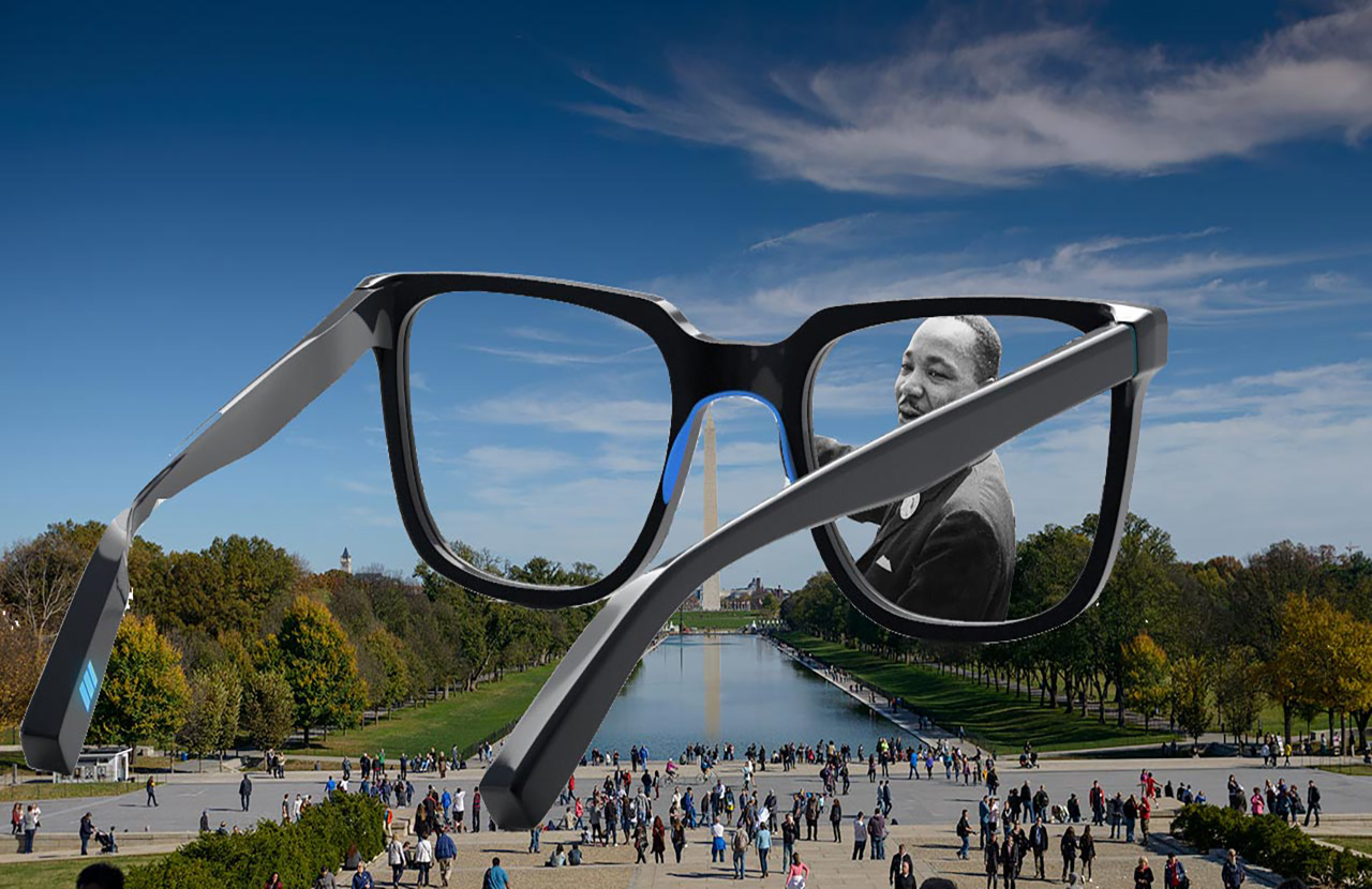 Now while on the Washington Mall you can immerse yourself in the crowd and watch Martin Luther King's history speech.